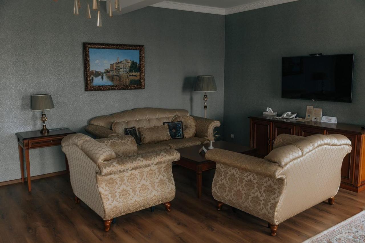 Hotel Medeu Kostanaj Exteriér fotografie